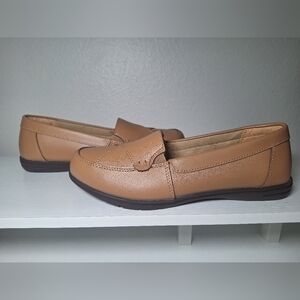 Elegant Tan Leather Loafers for Women